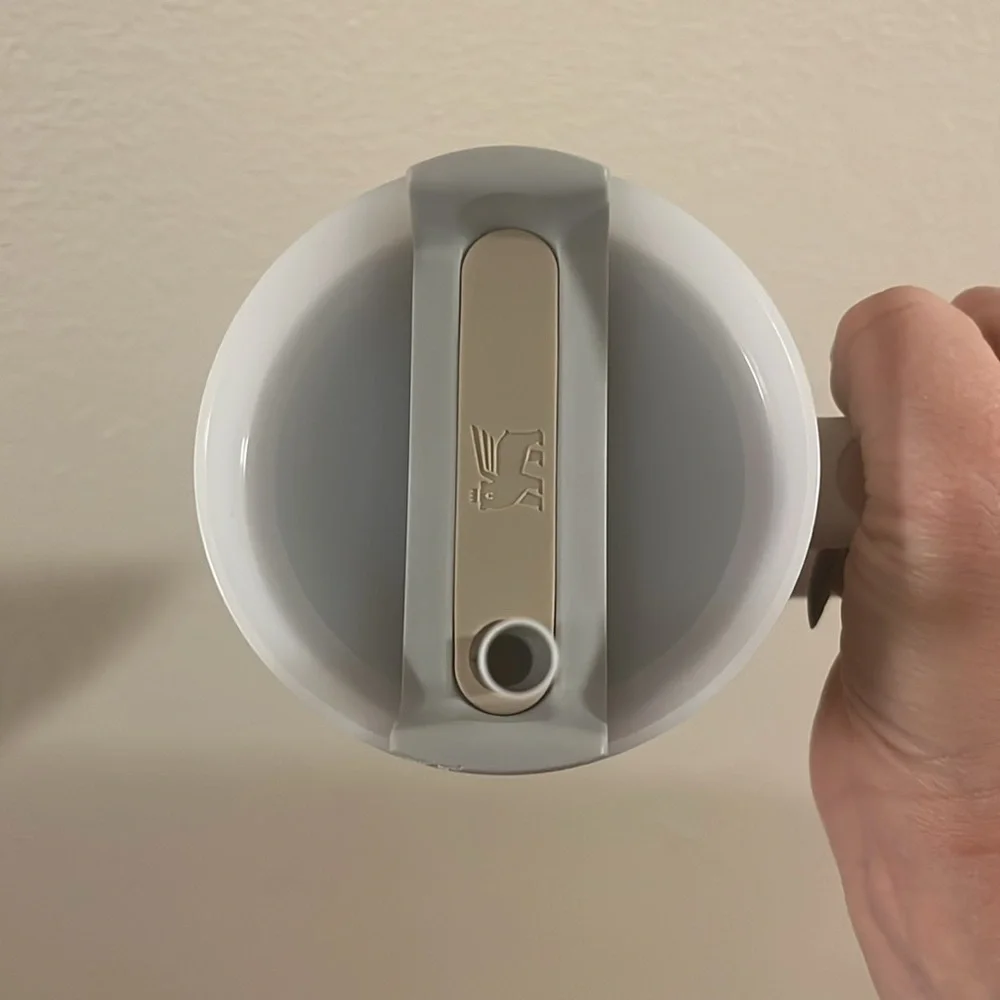 Stanley 40oz - Picture 2 of 6